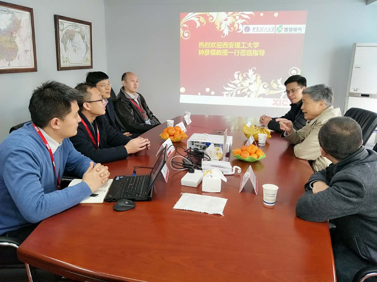 西安理工大钟彦孔教授莅临集团研发中心调查领导(图1)