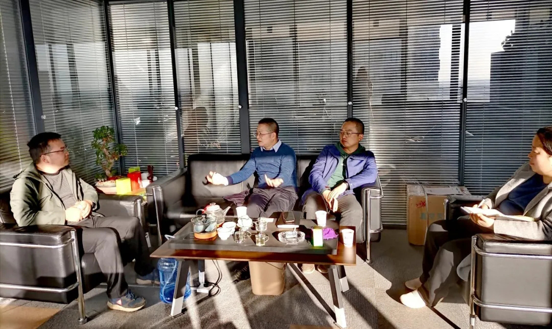 西安软件园发展中心副主任周非凡走访88038威尼斯检测电气(图1)