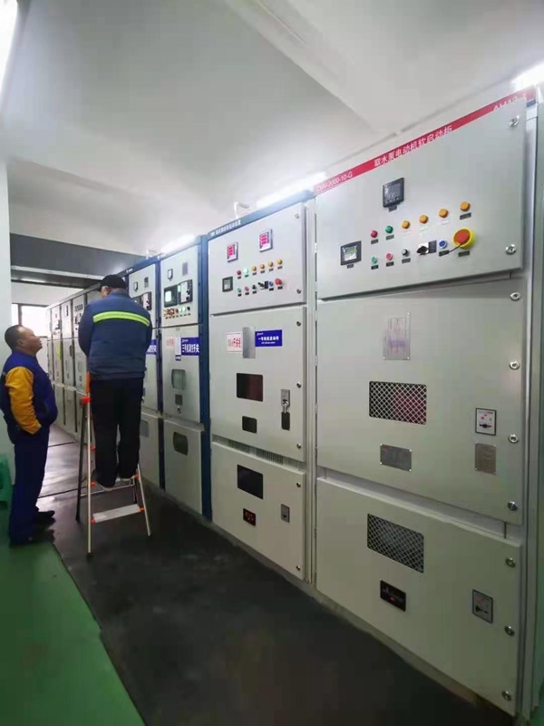 重庆水厂利用—高压软起动装置(图1)